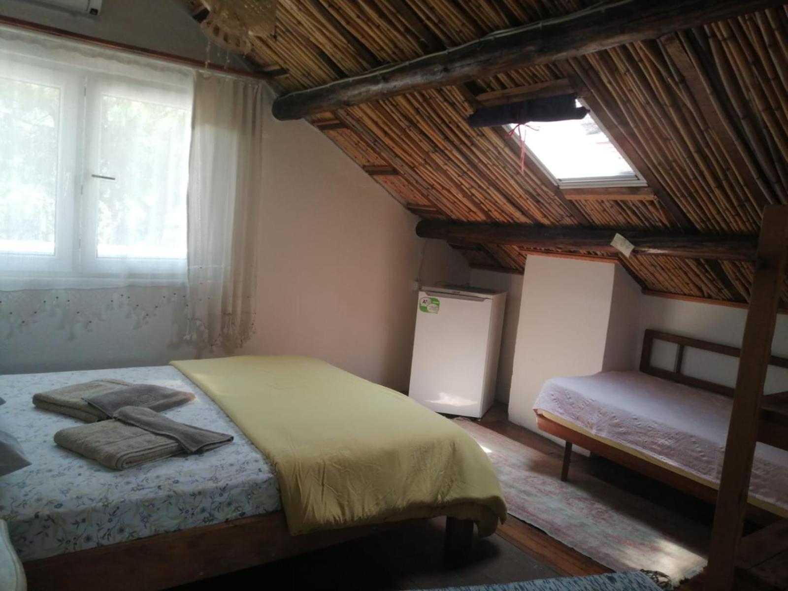 Ecer Pansiyon Kusadası Exterior foto